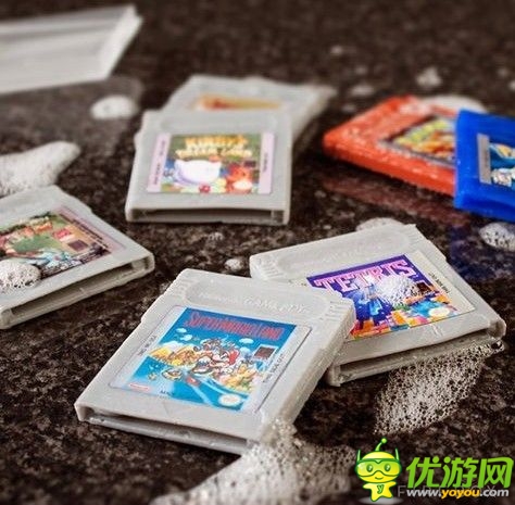 玩家來撿肥皂吧！英國(guó)公司設(shè)計(jì)游戲機(jī)型肥皂