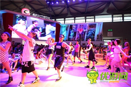 2014CJ盛大游戲：放肆青春，舞動(dòng)起來