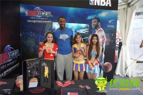 巨星助陣《NBA夢之隊》展臺 NBA籃球國度杭州站火辣開啟