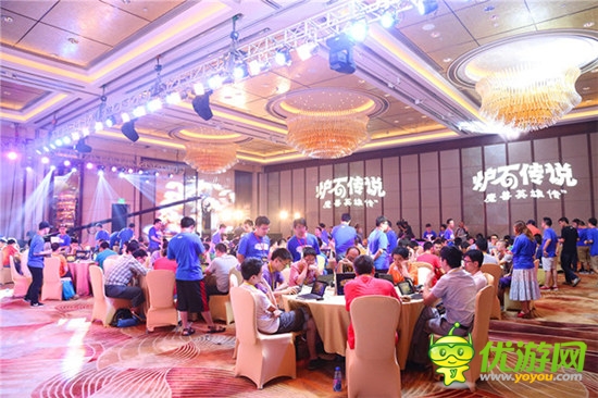 爐石長假回顧：兩選手攬萬元獎金 武漢玩家自發(fā)聚會